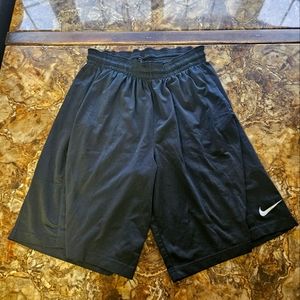 NIKE ATHLETIC SHORTS!!
